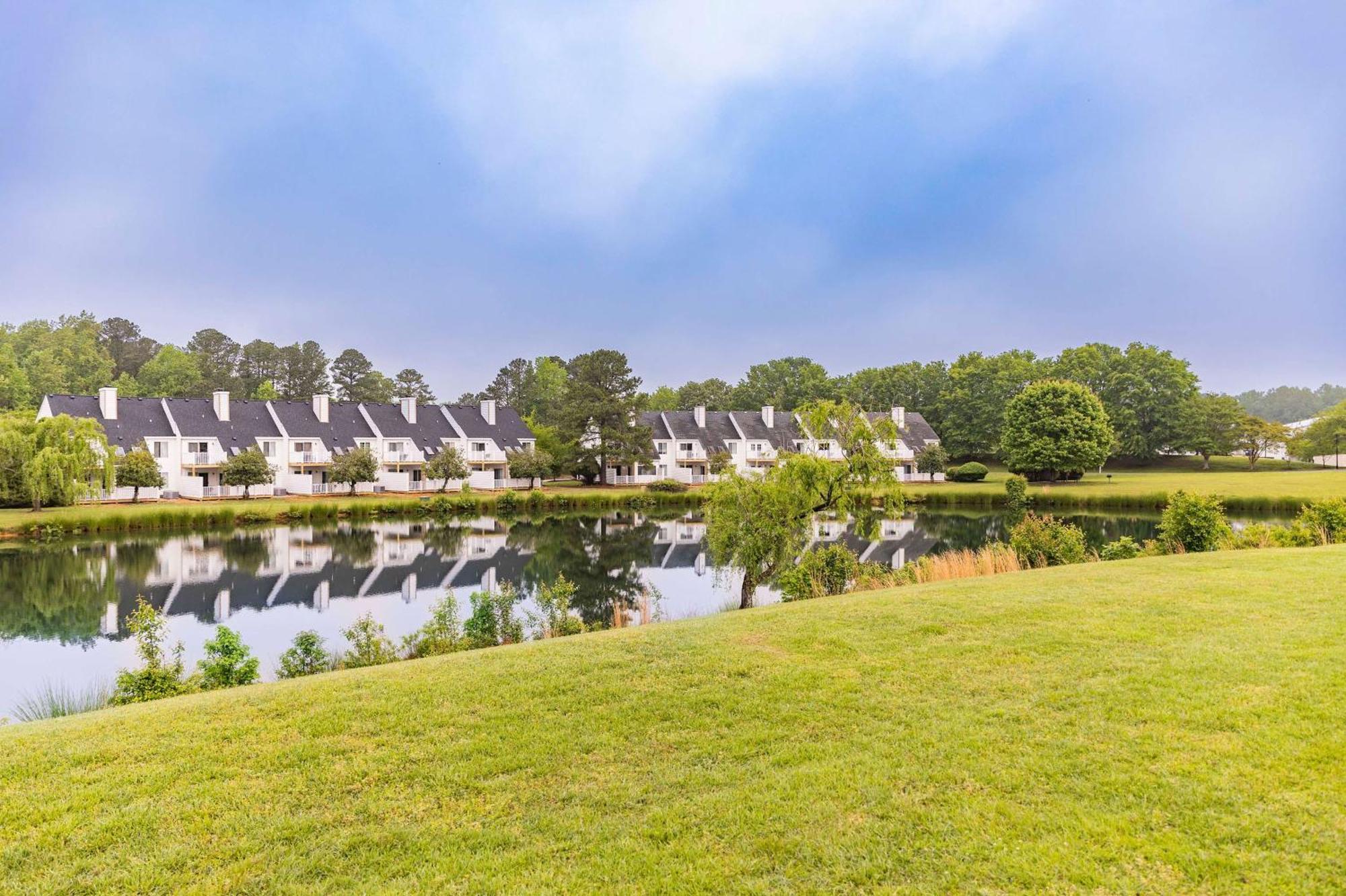 Hilton Vacation Club The Historic Powhatan Williamsburg Exterior photo